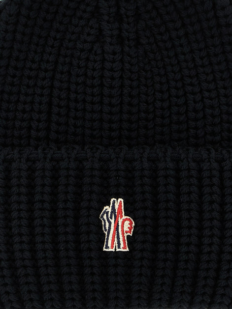 Logo patch beanie
