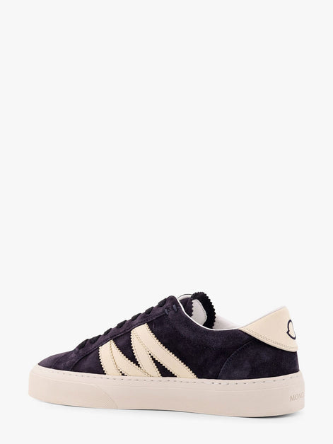 Low-top leather sneakers