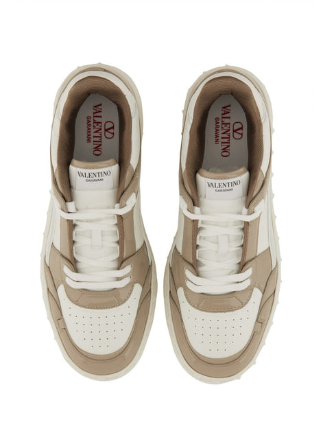 LOW TOP SNEAKER "FREEDOTS"