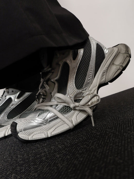 '3XL' sneakers
