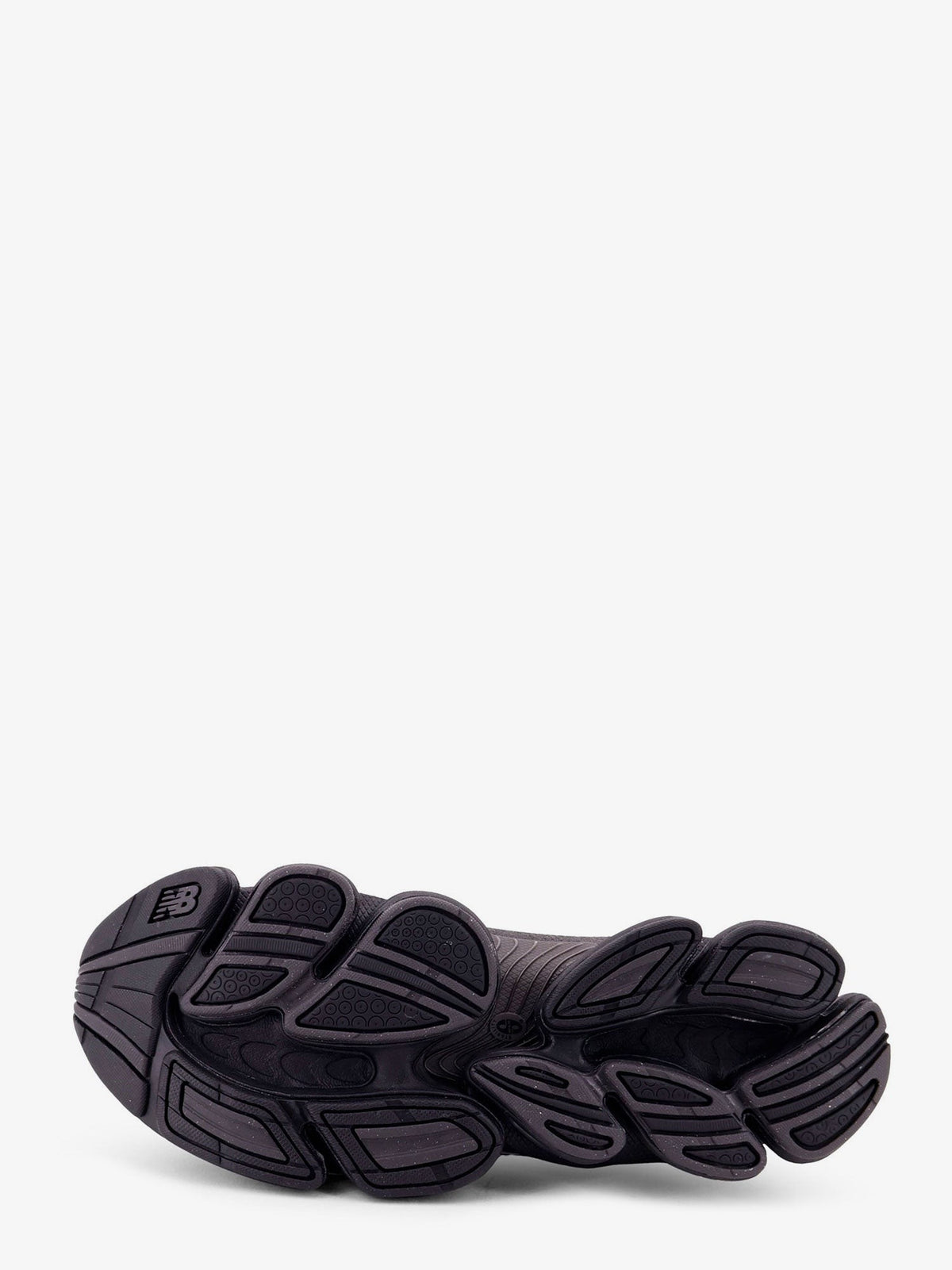 New Balance Mesh sneakers with contrasting logo