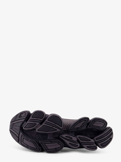 New Balance Mesh sneakers with contrasting logo
