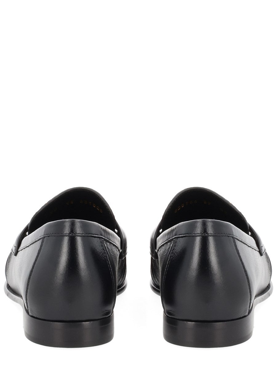 MOCCASIN 