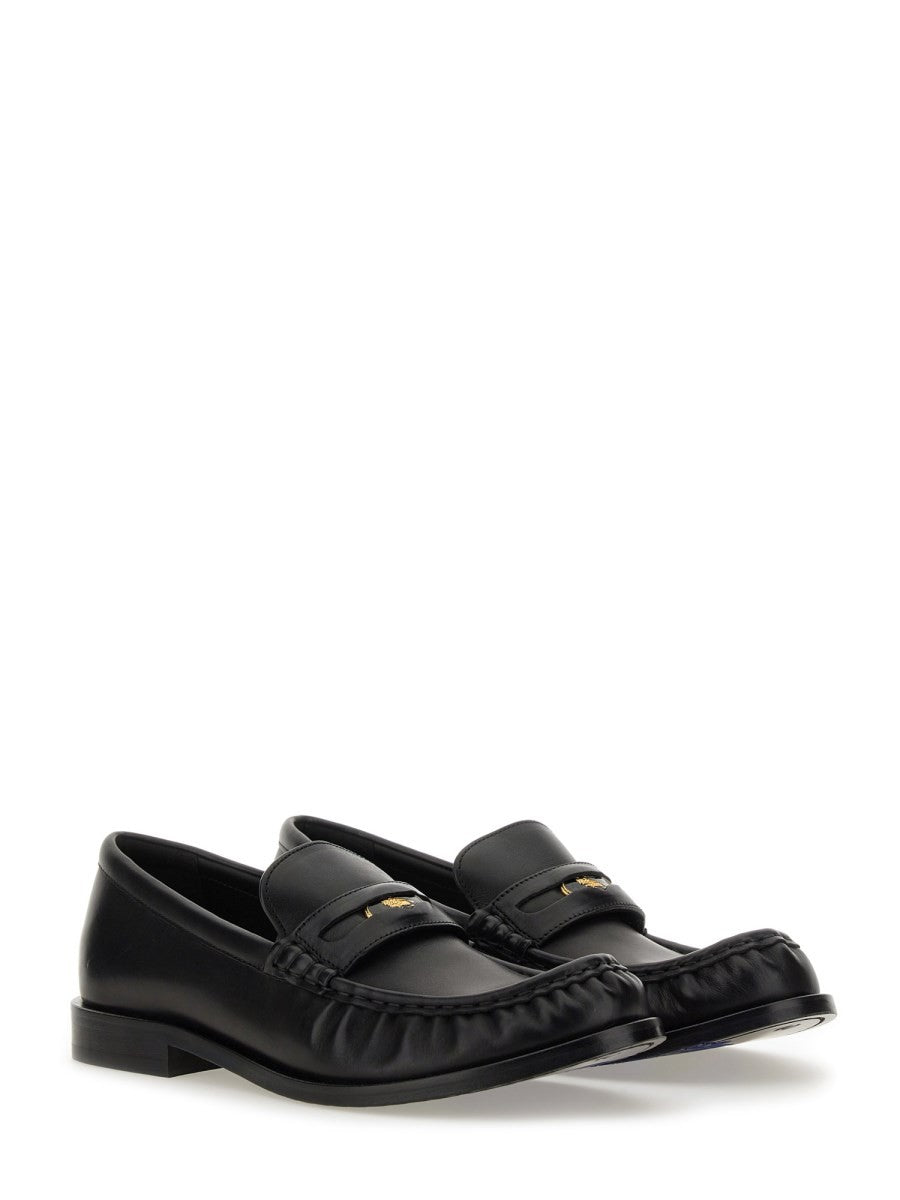 MOCCASIN 
