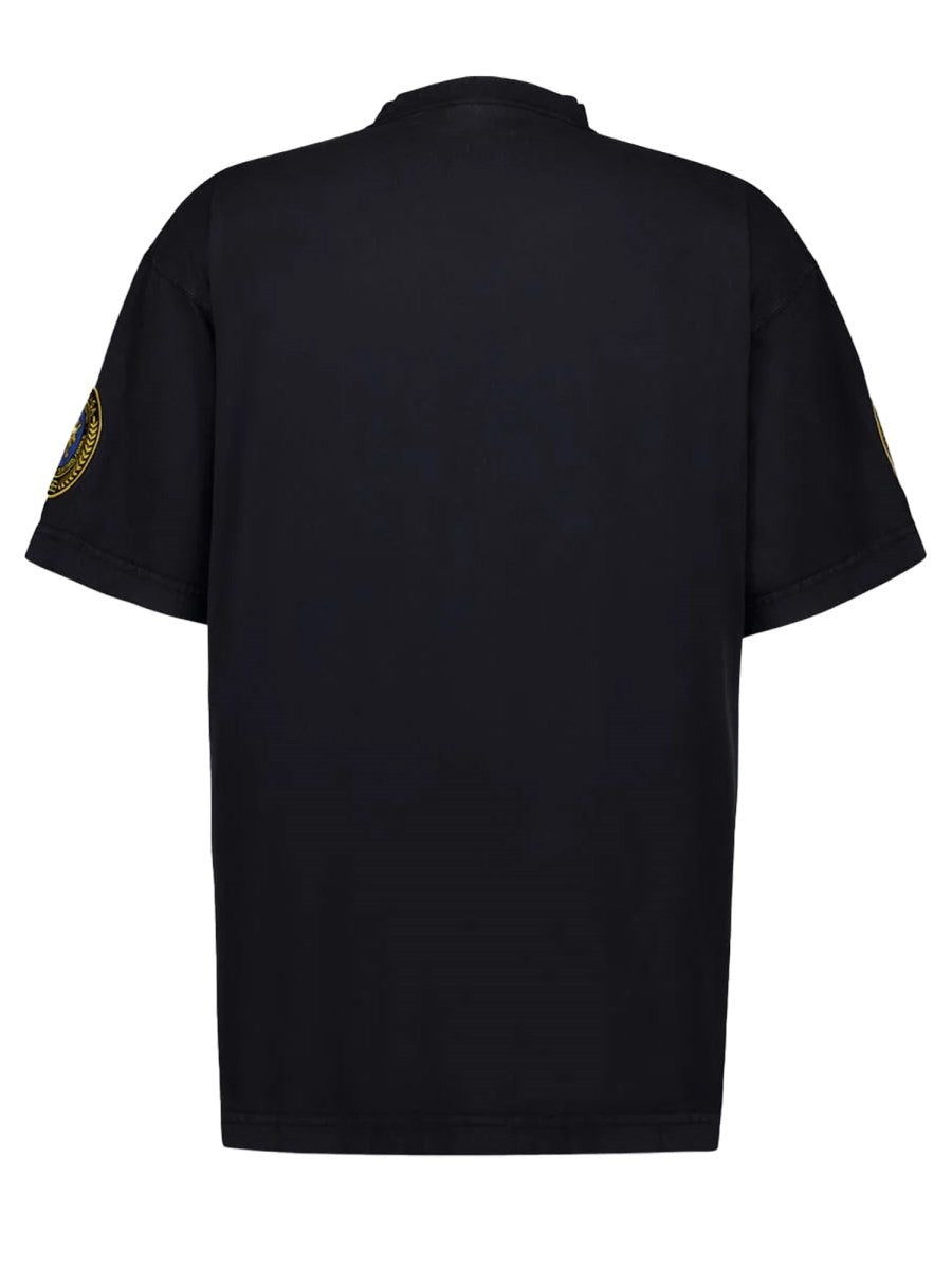 OVERSIZE FIT T-SHIRT
