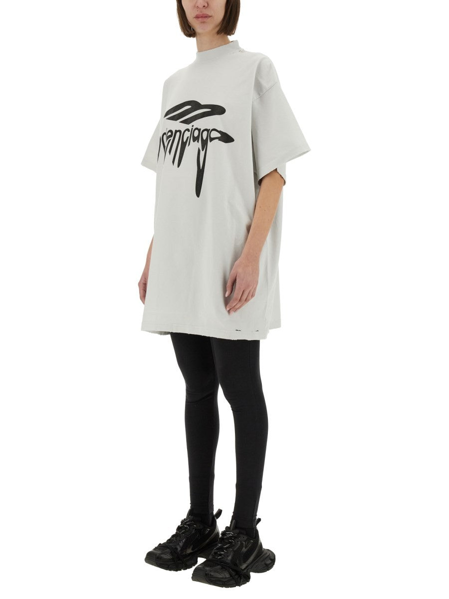 OVERSIZE T-SHIRT