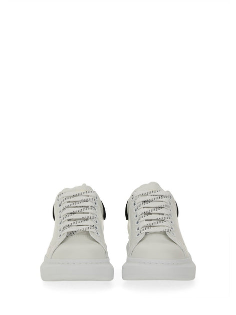 OVERSIZED SNEAKER