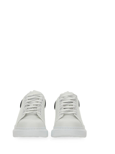 OVERSIZED SNEAKER