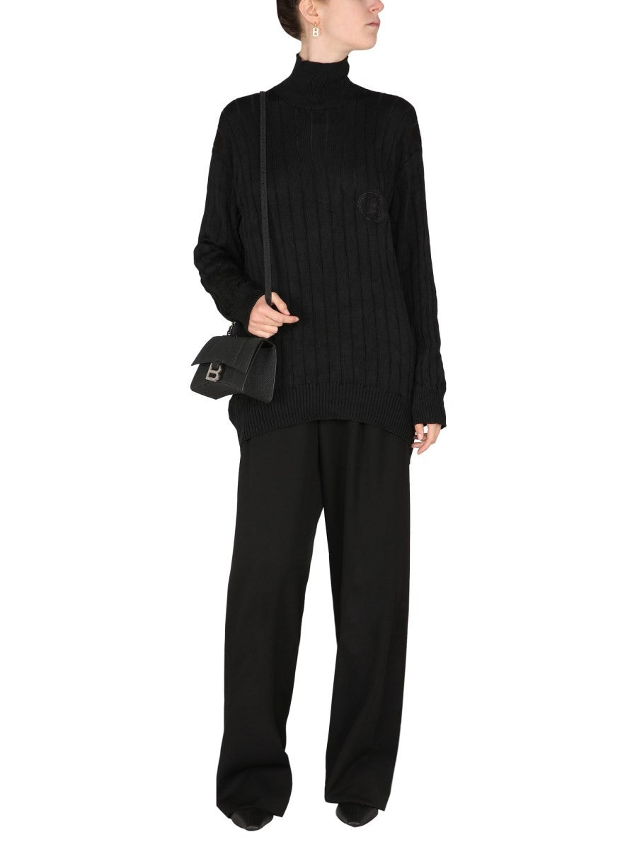 OVERSIZED TURTLENECK PULLOVER