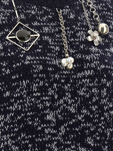 Pendant sweater