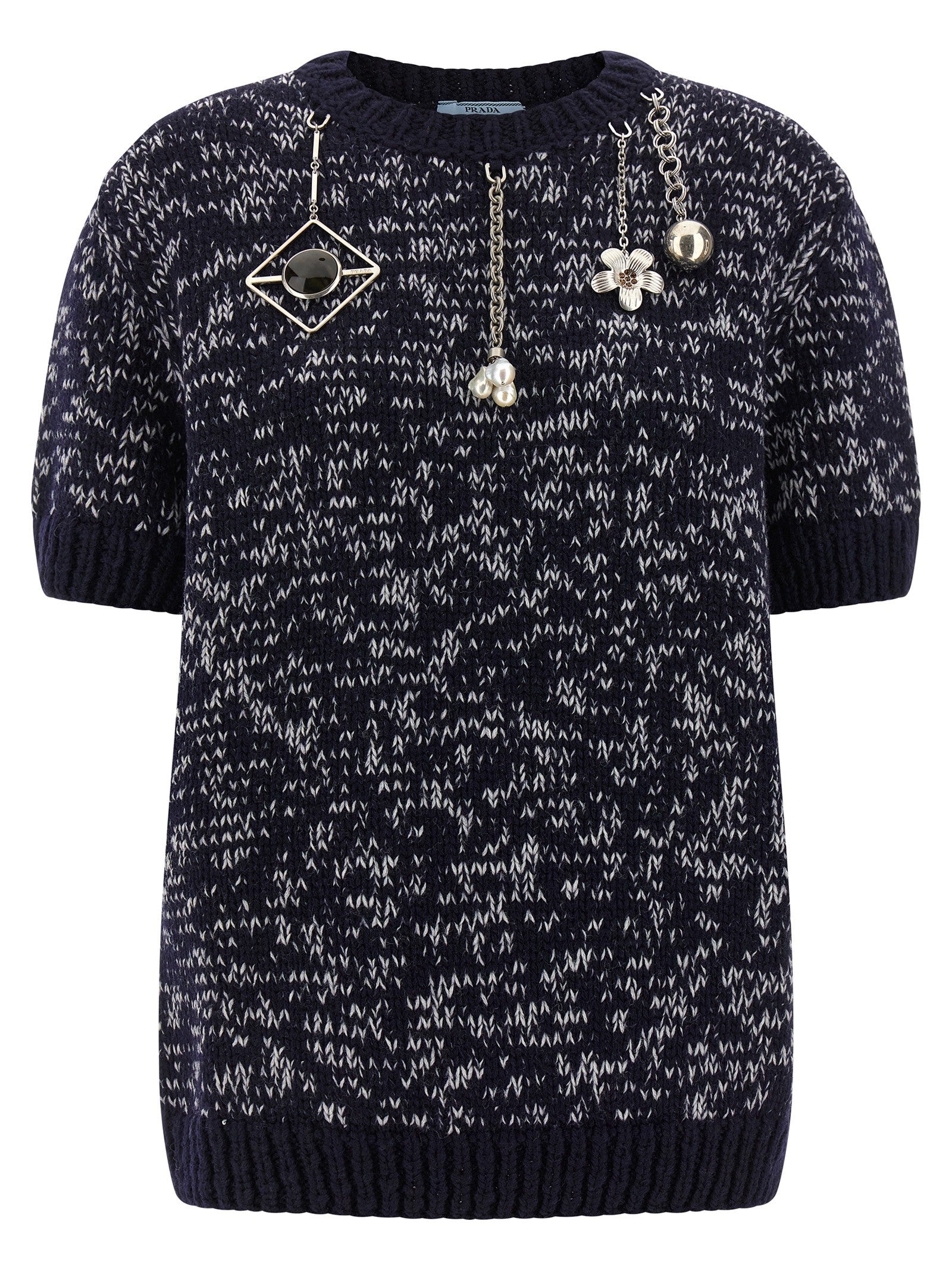 Pendant sweater
