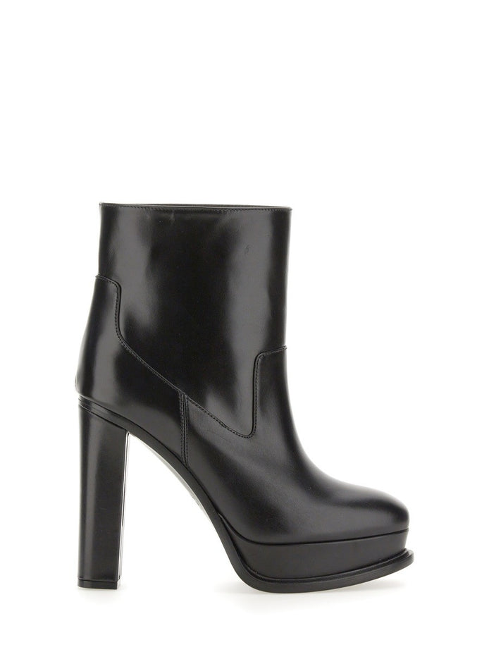 PLATFORM BOOTS
