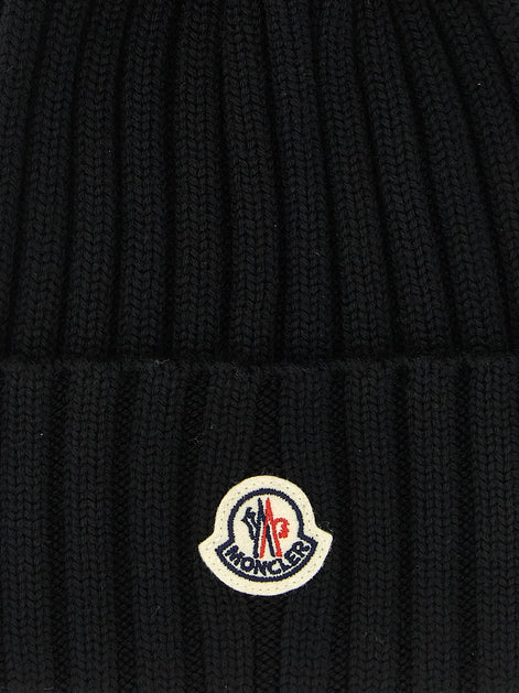 Pompon wool beanie