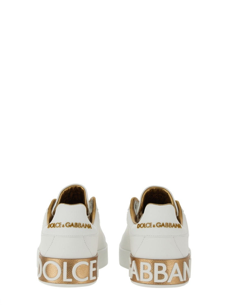 SNEAKER 