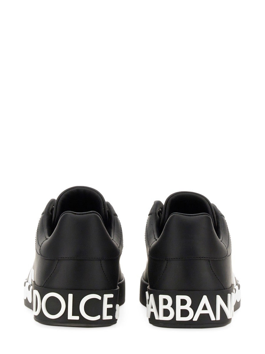SNEAKER 