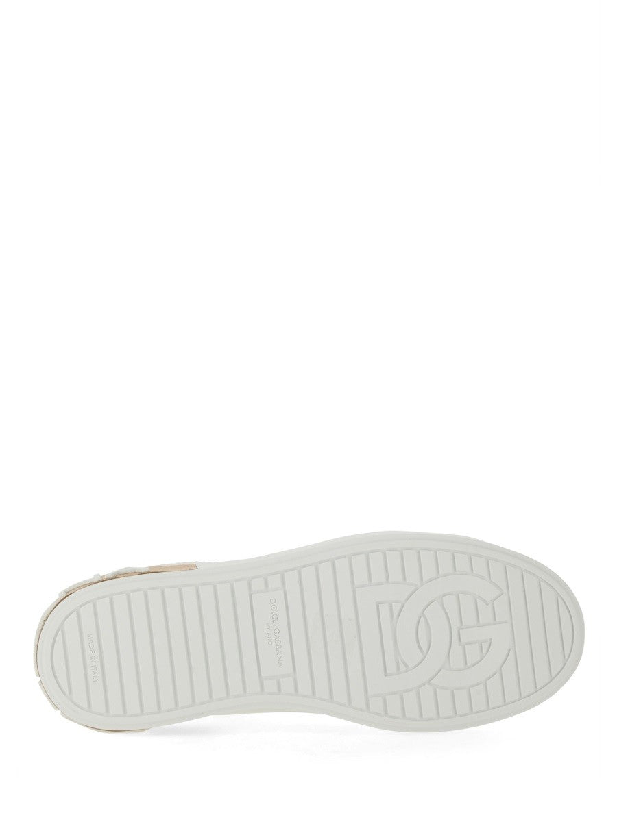 SNEAKER 