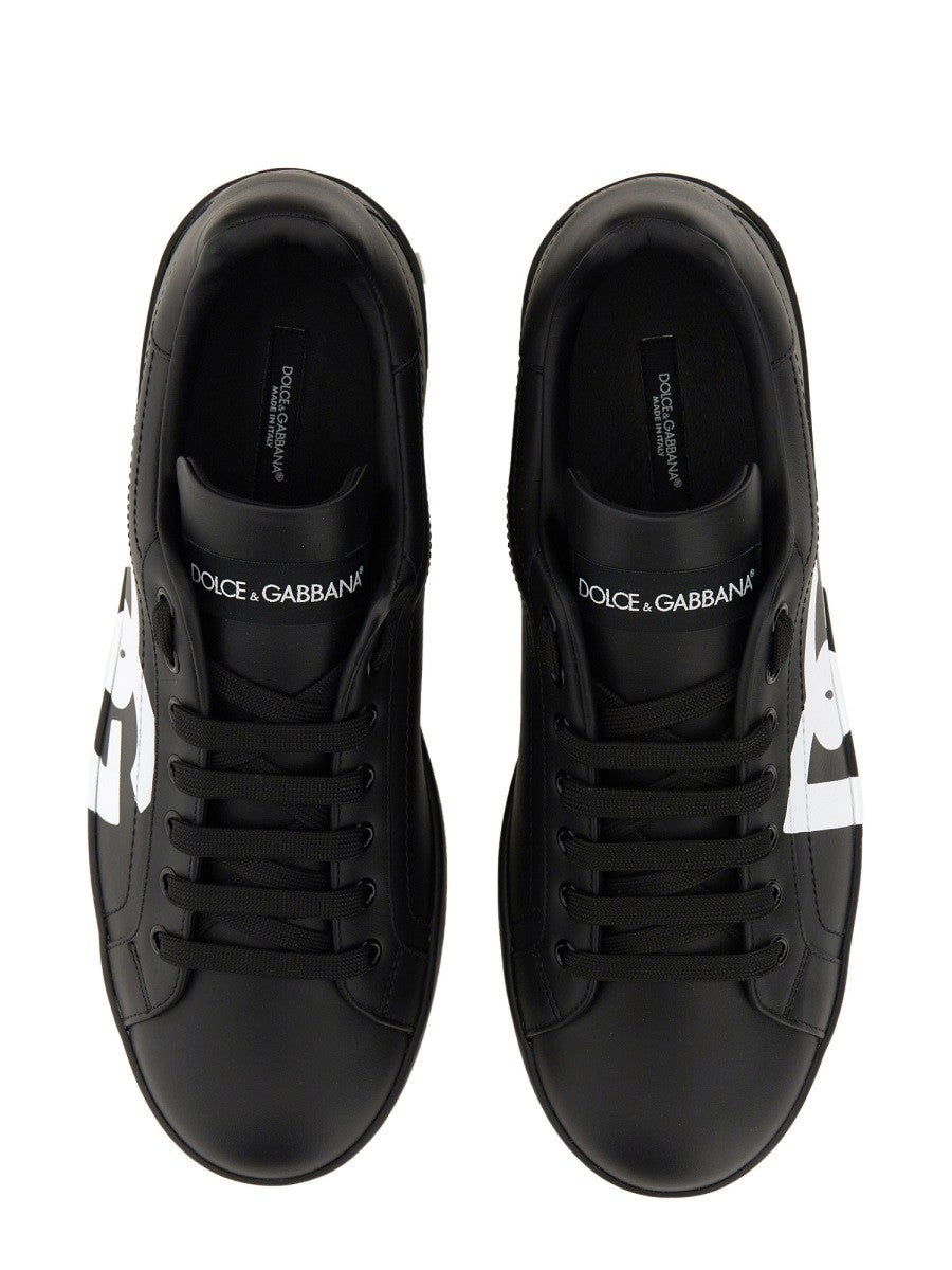 SNEAKER 
