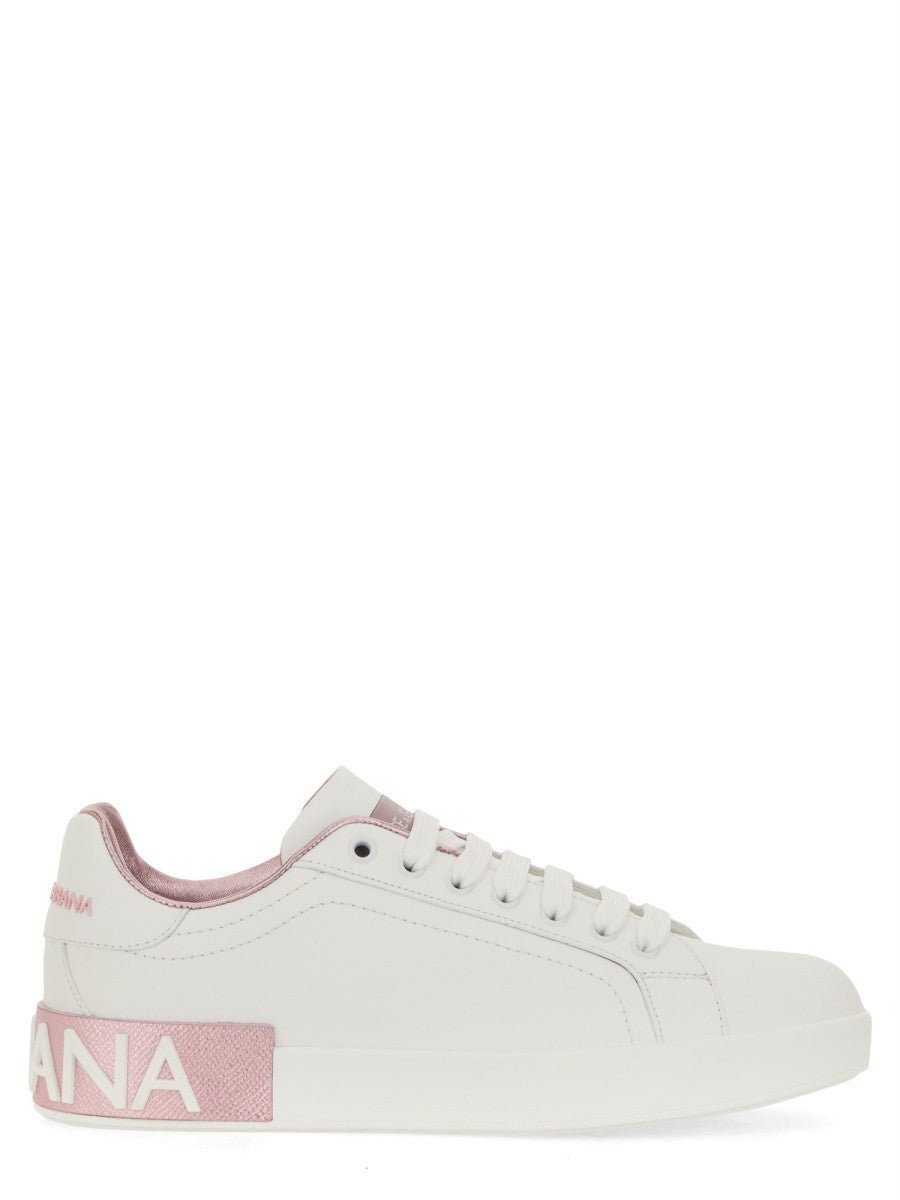 SNEAKER 
