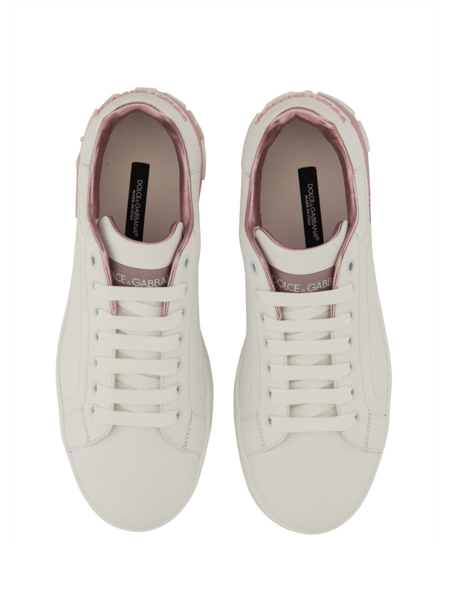 SNEAKER 
