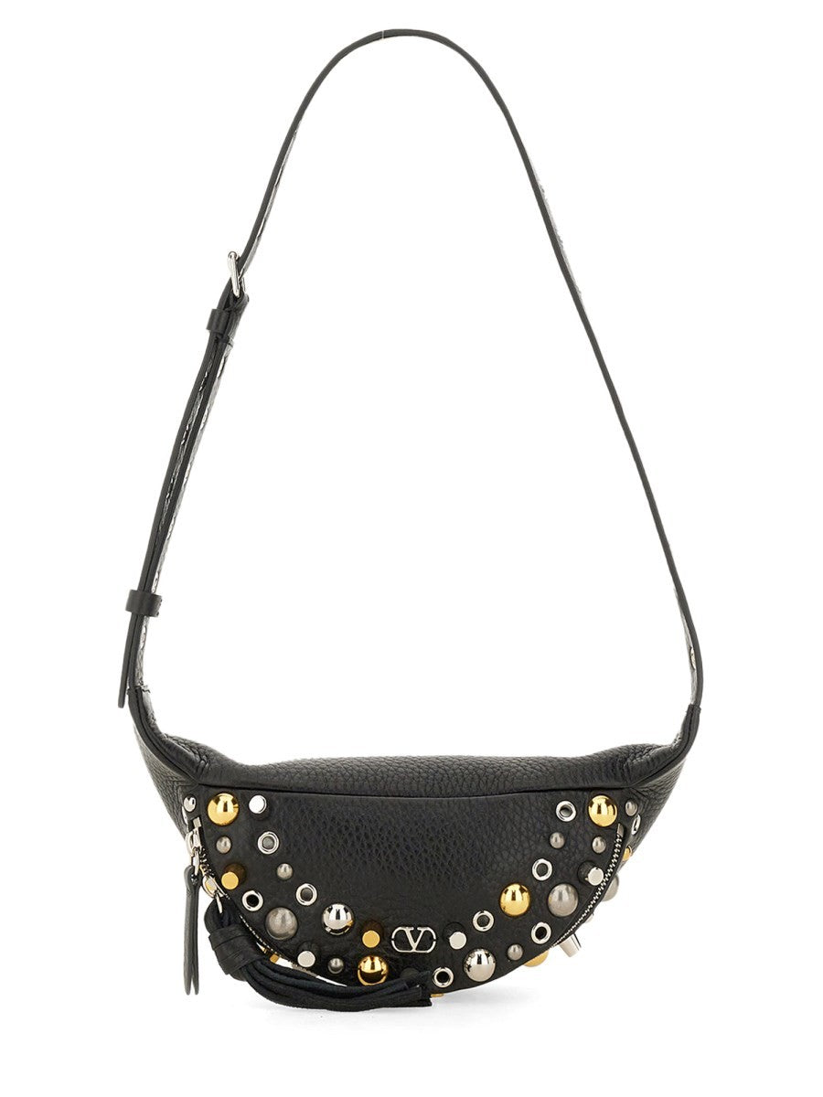 POUCH 