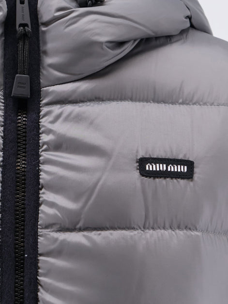Recycled material down jacket