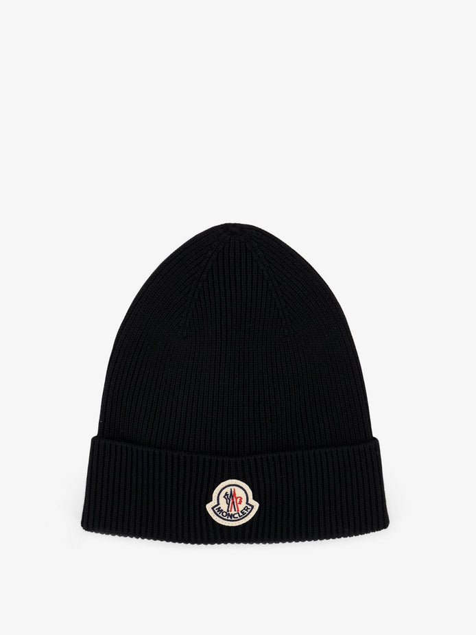 Responsible virgin wool hat