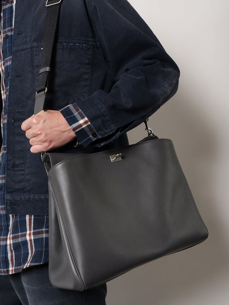 Balenciaga Rodeo Messenger leather crossbody bag