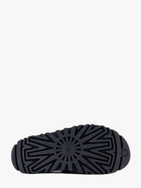 Rubber sandals with embossed logo