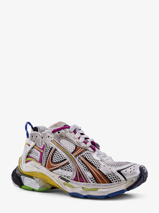 Runner low-top mesh sneakers