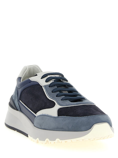 'Runners' sneakers