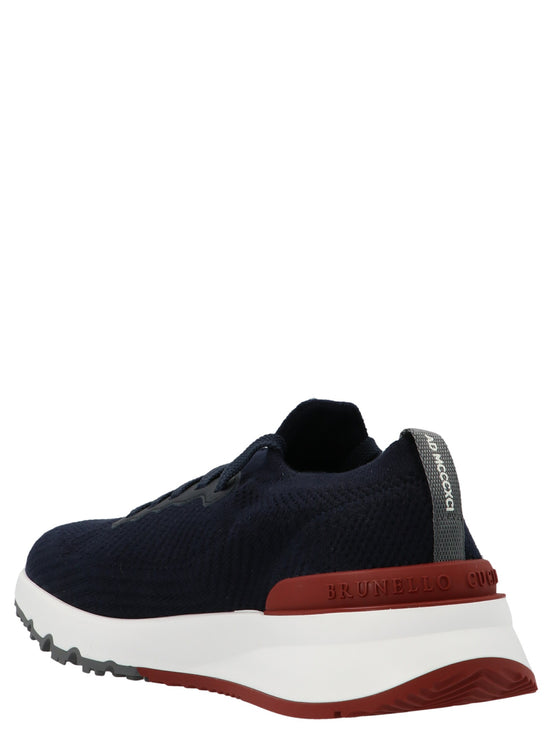 'Runners' sneakers
