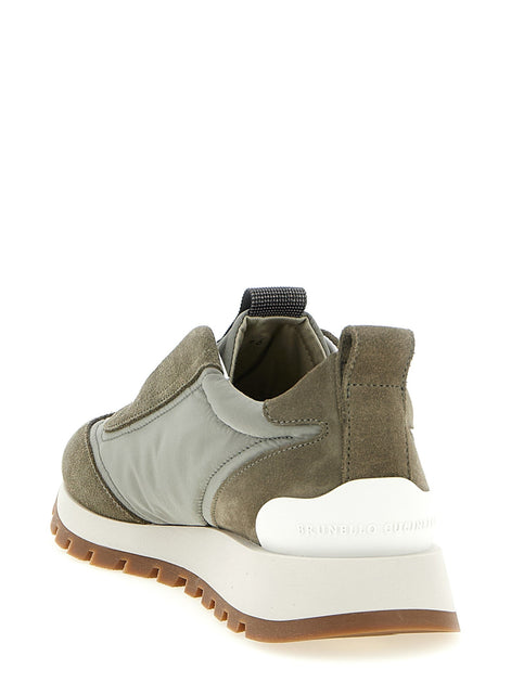 'Runners' sneakers