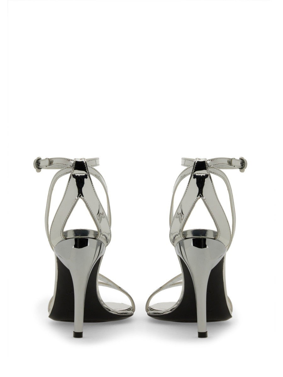 SANDAL 