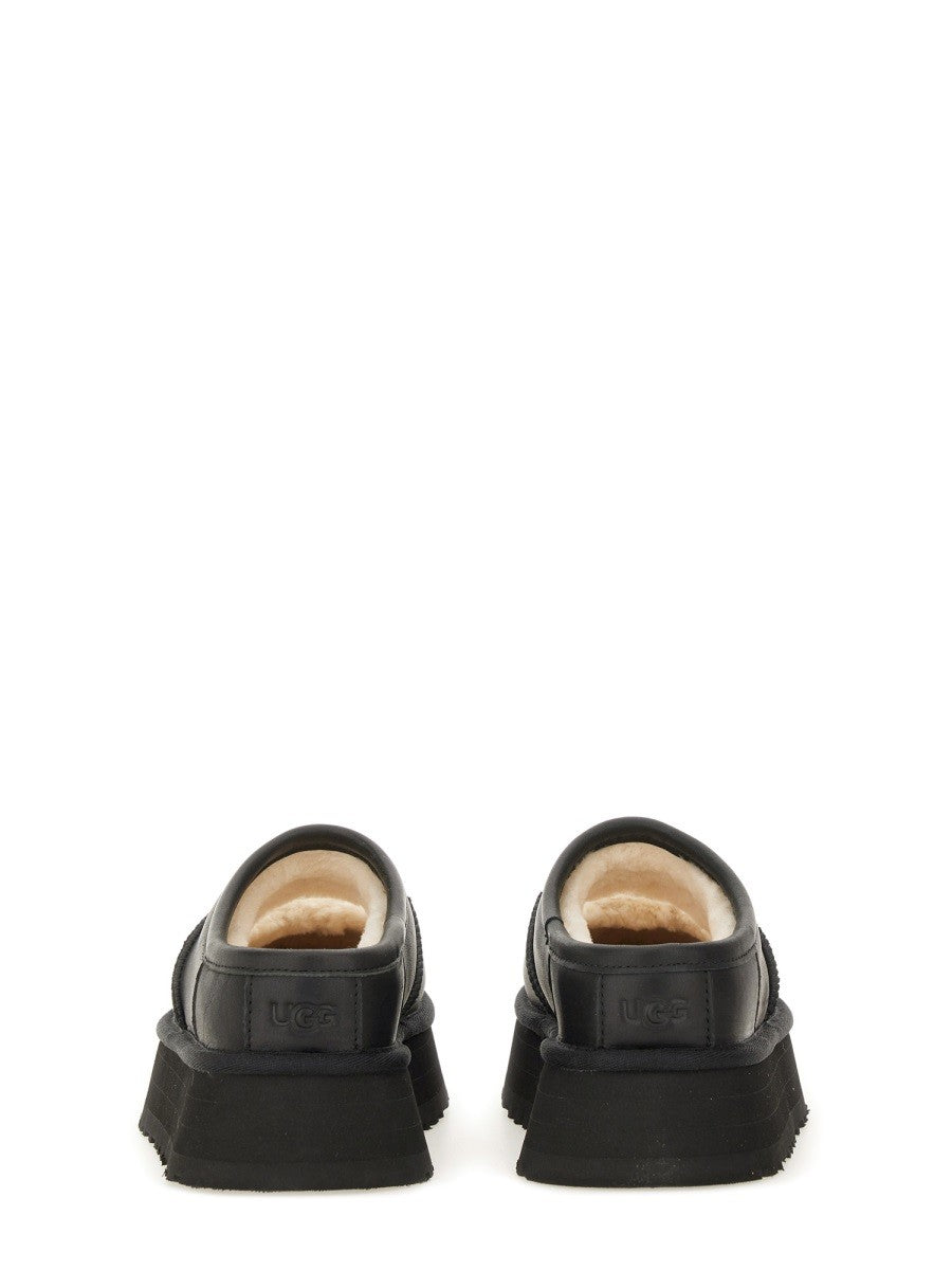 SANDAL 