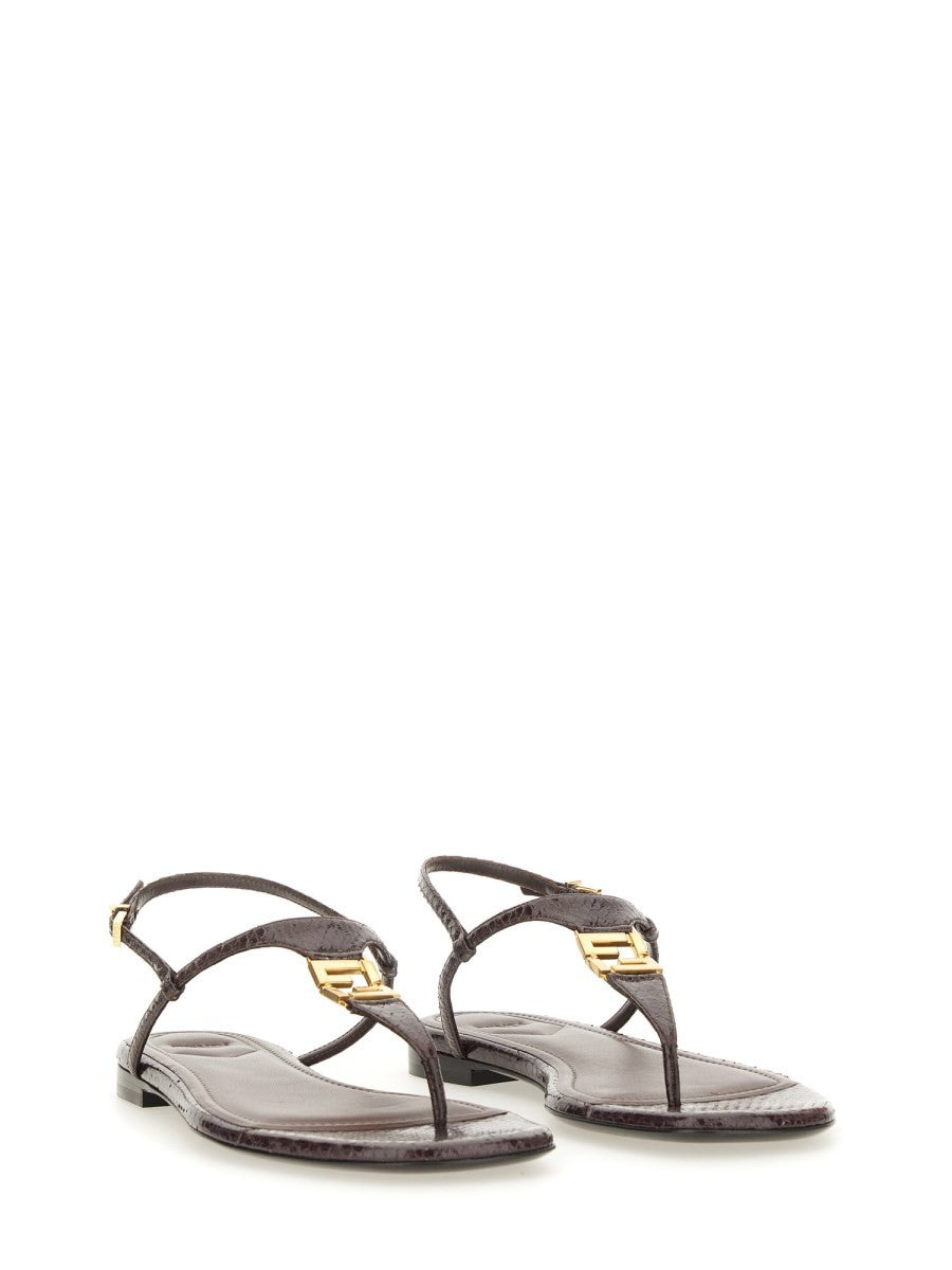 SANDAL 