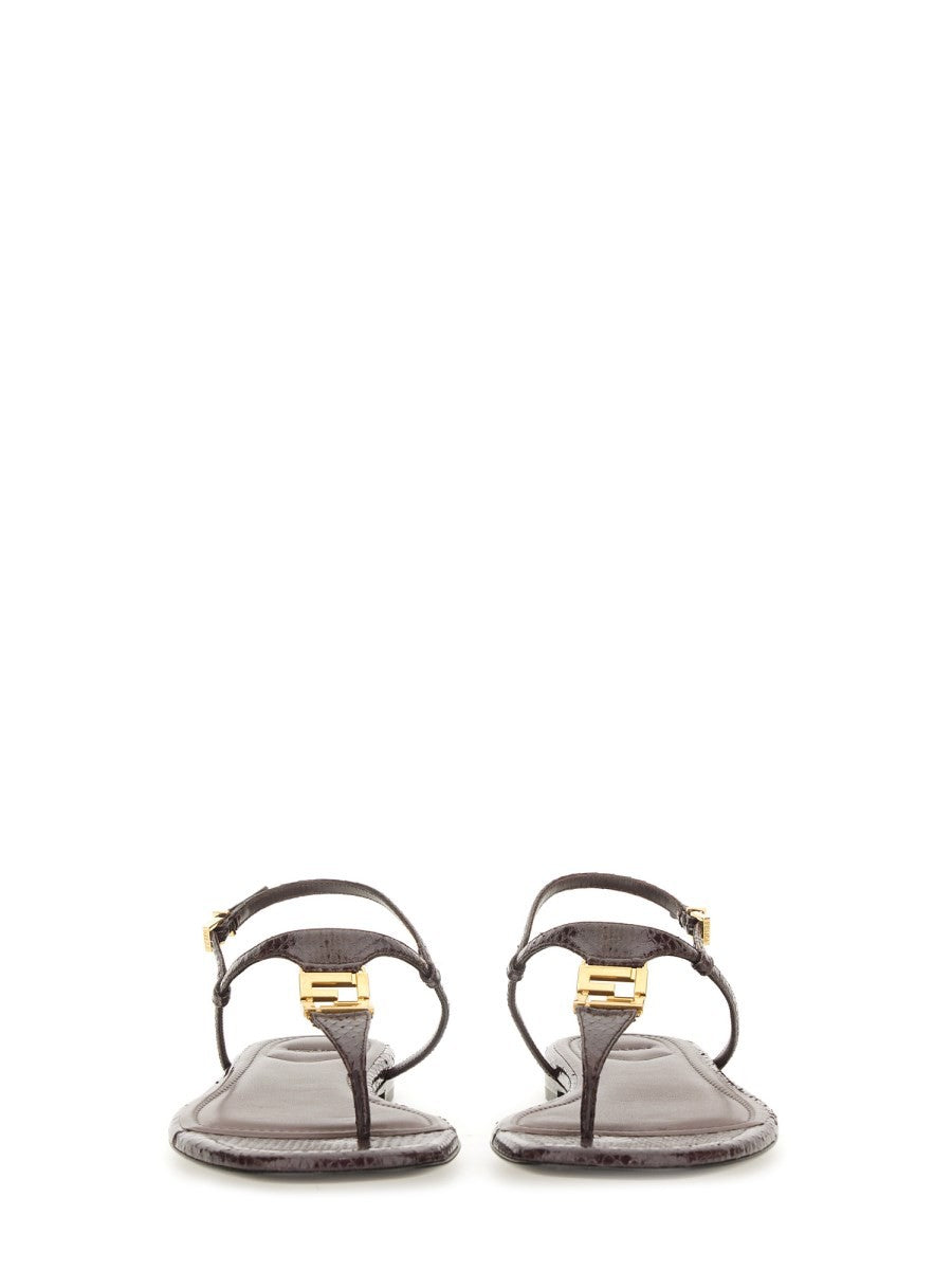 SANDAL 