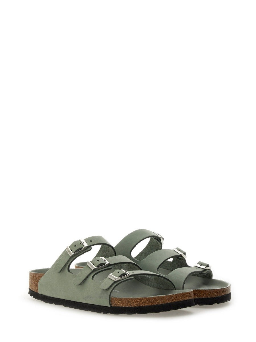SANDAL 