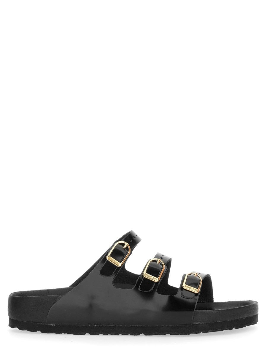 SANDAL 