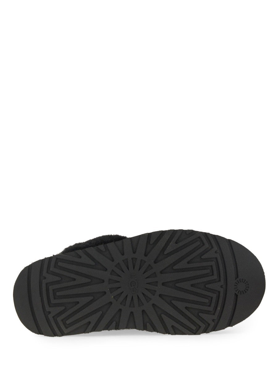 SANDAL 