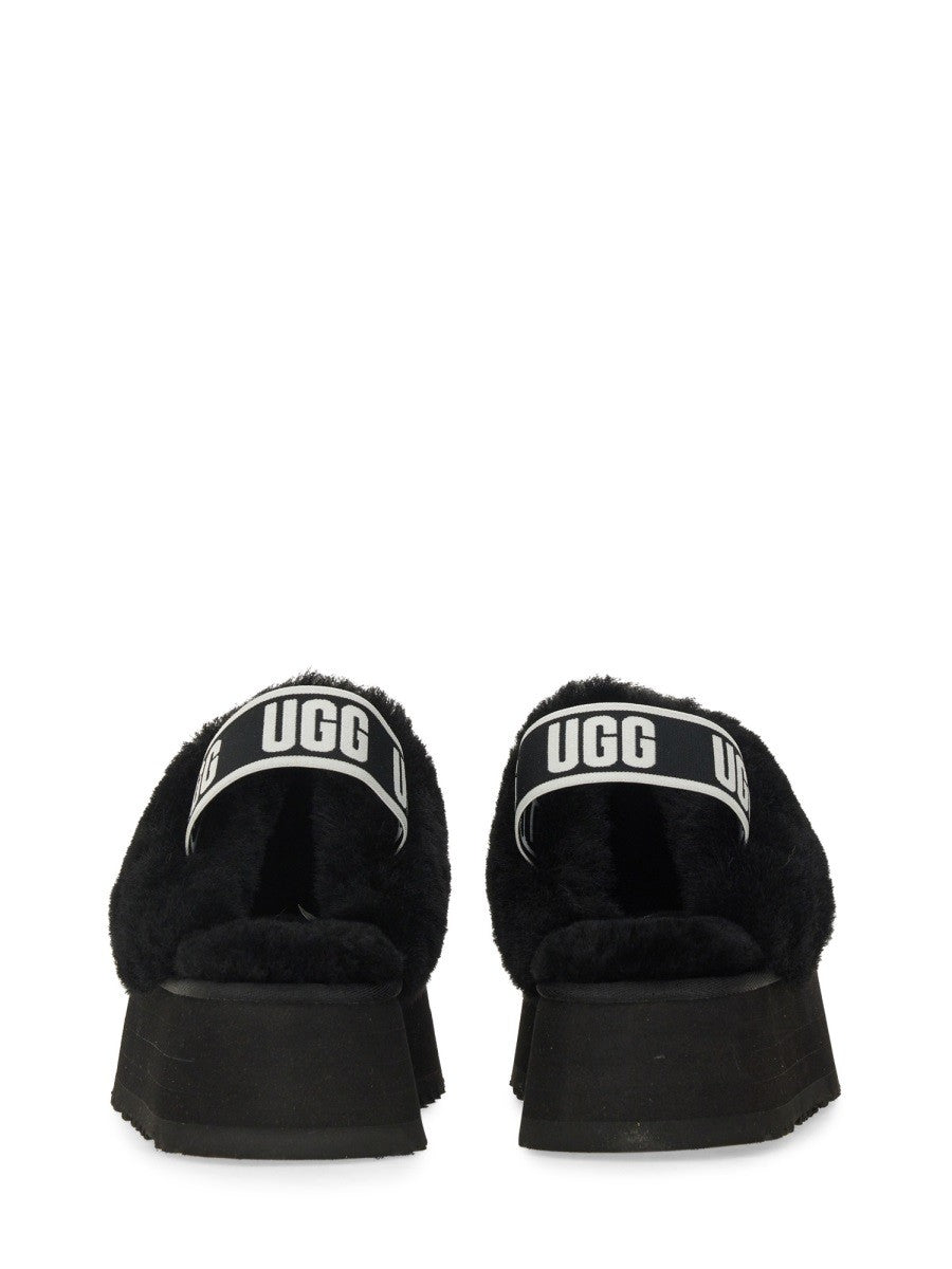 SANDAL 