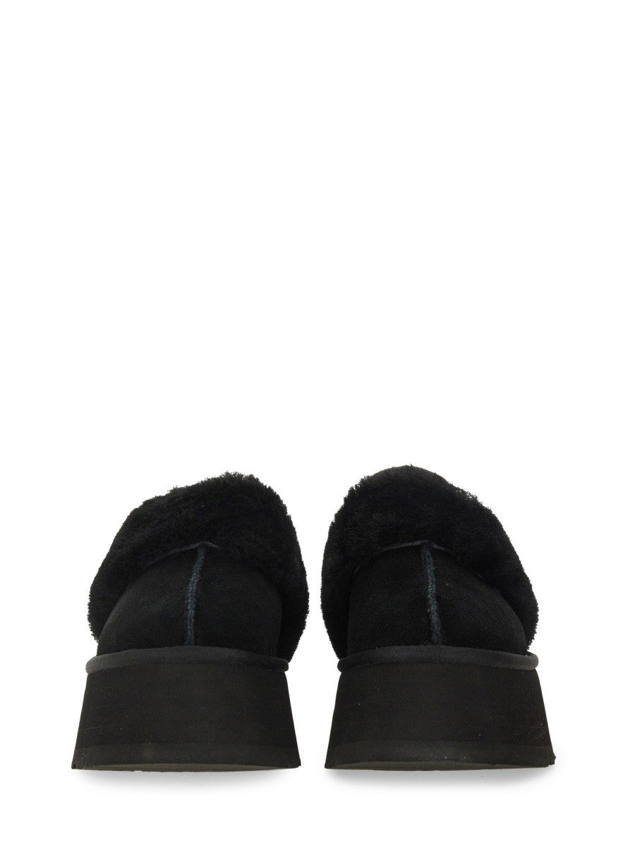 SANDAL 