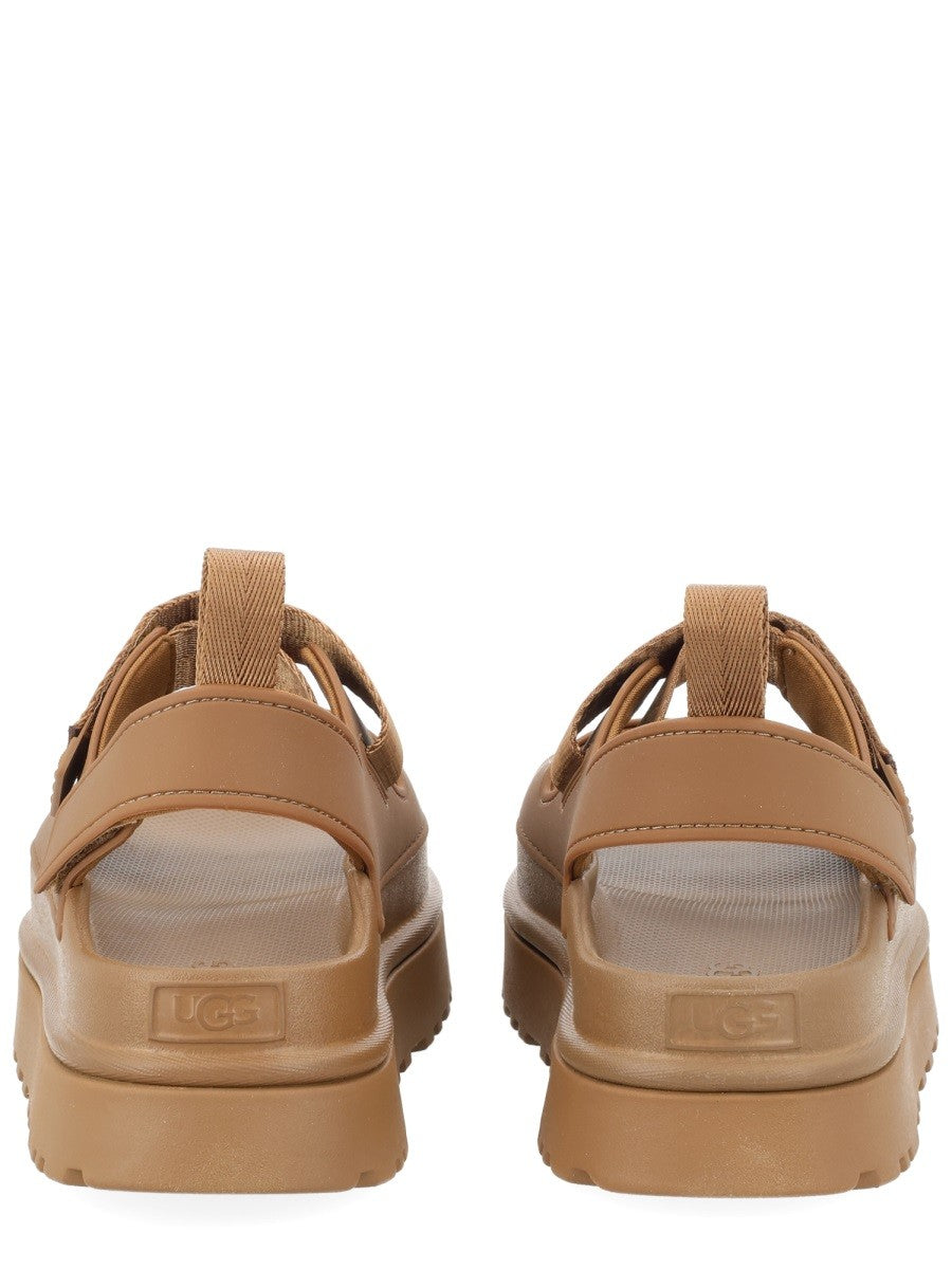 SANDAL 