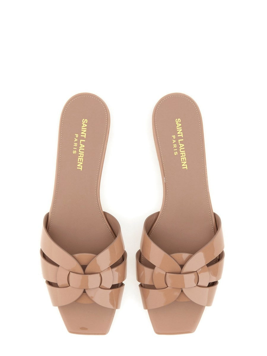 SANDAL 