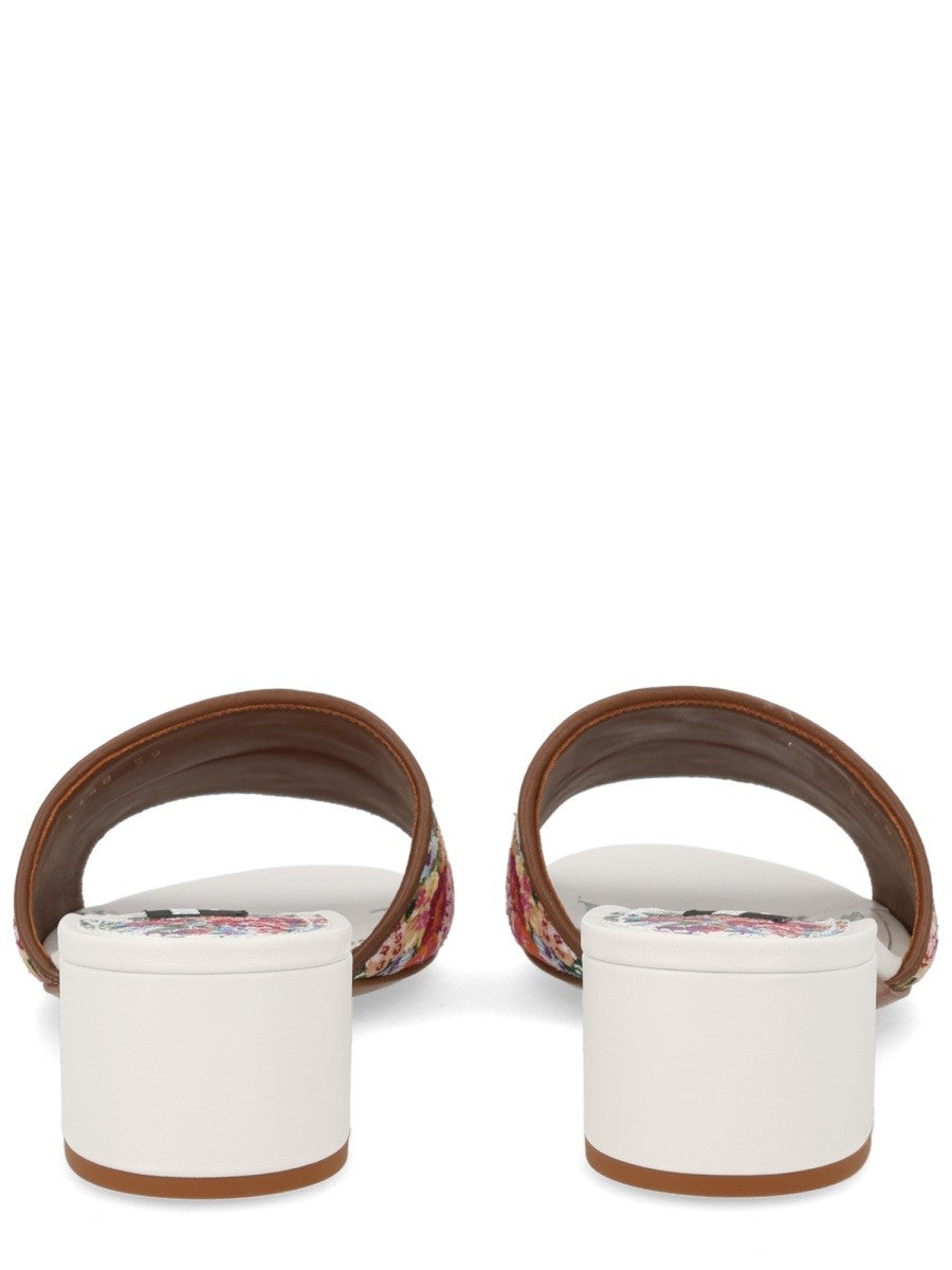 SANDAL WITH EMBROIDERY