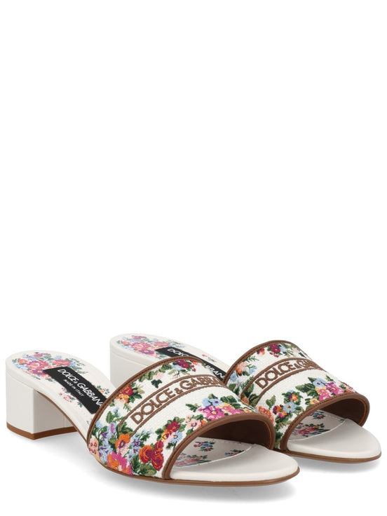 SANDAL WITH EMBROIDERY