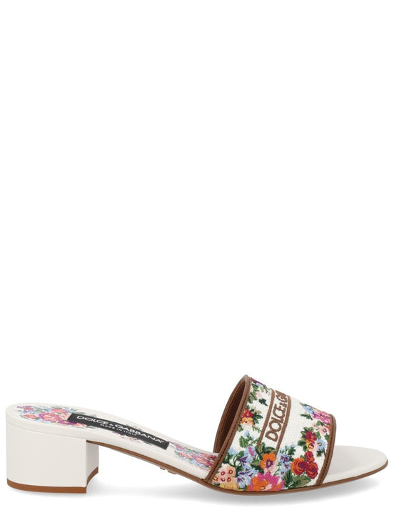 SANDAL WITH EMBROIDERY