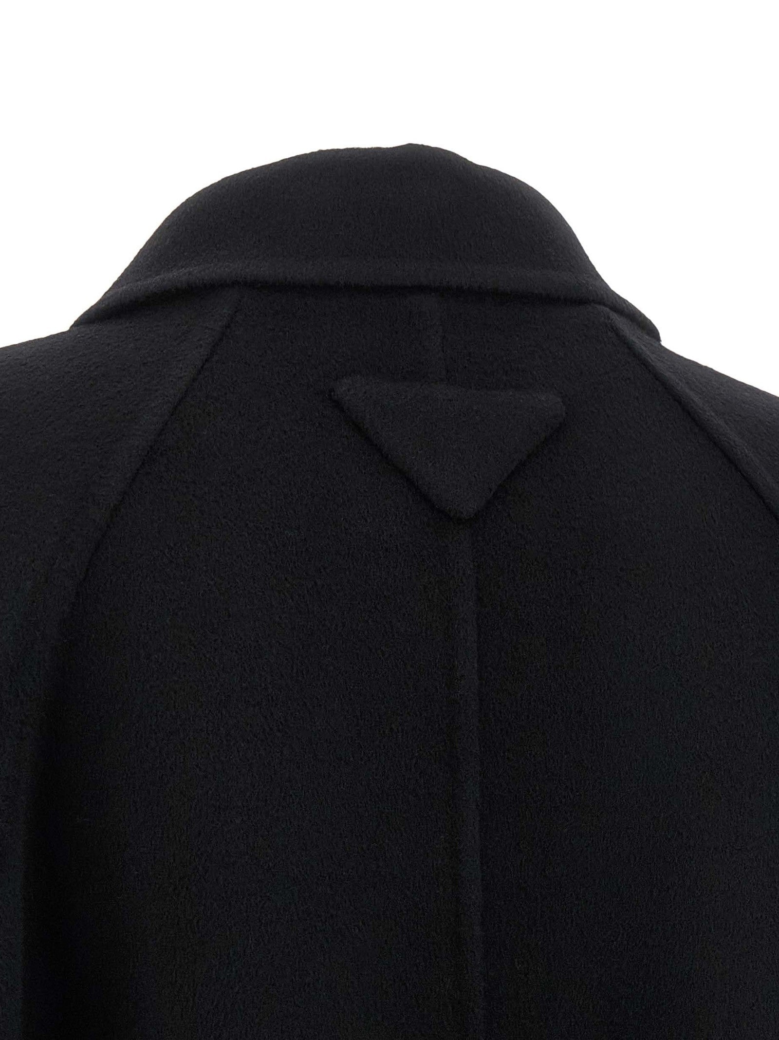 Single-breasted coat