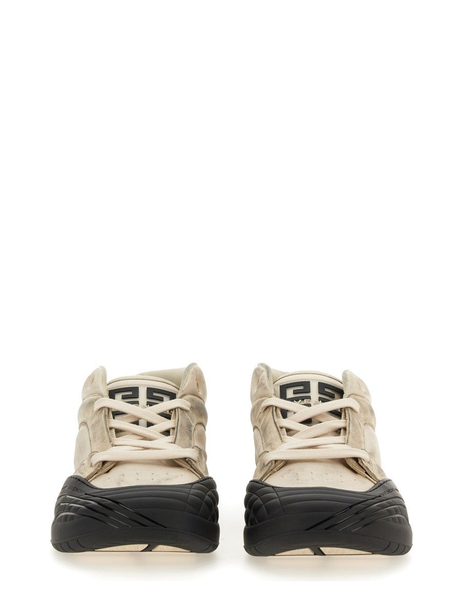 SKATE SNEAKER