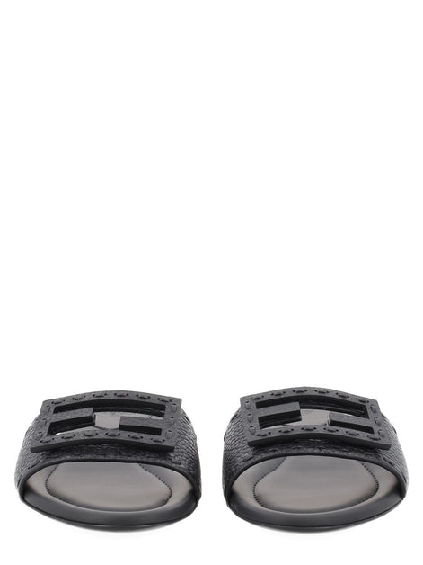 Fendi SLIDE "BAGUETTE" IN PELLE NERA
