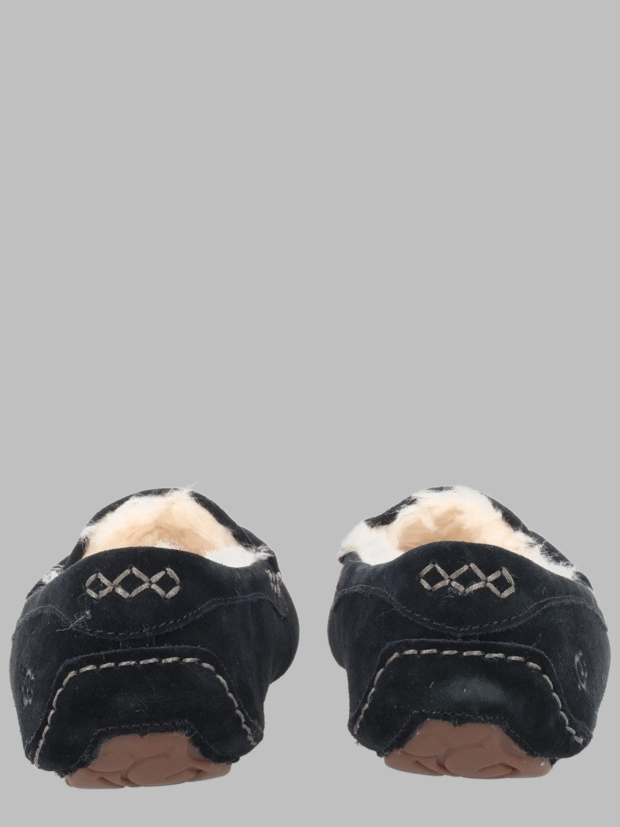 Ugg Slipper 